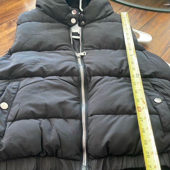 NWT Love Me Now black puffer black hooded full zip vest sleeveless size Large - Picture 9 of 10